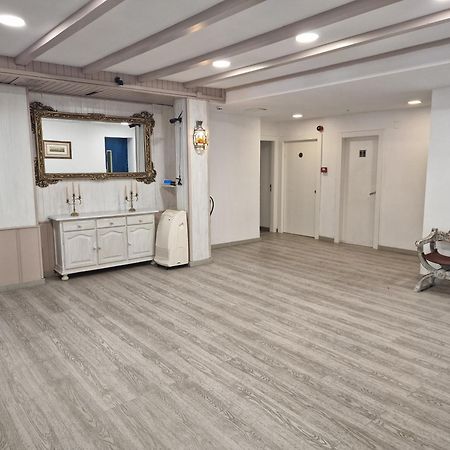 Hotel La Duquesa Pinos Genil Ngoại thất bức ảnh