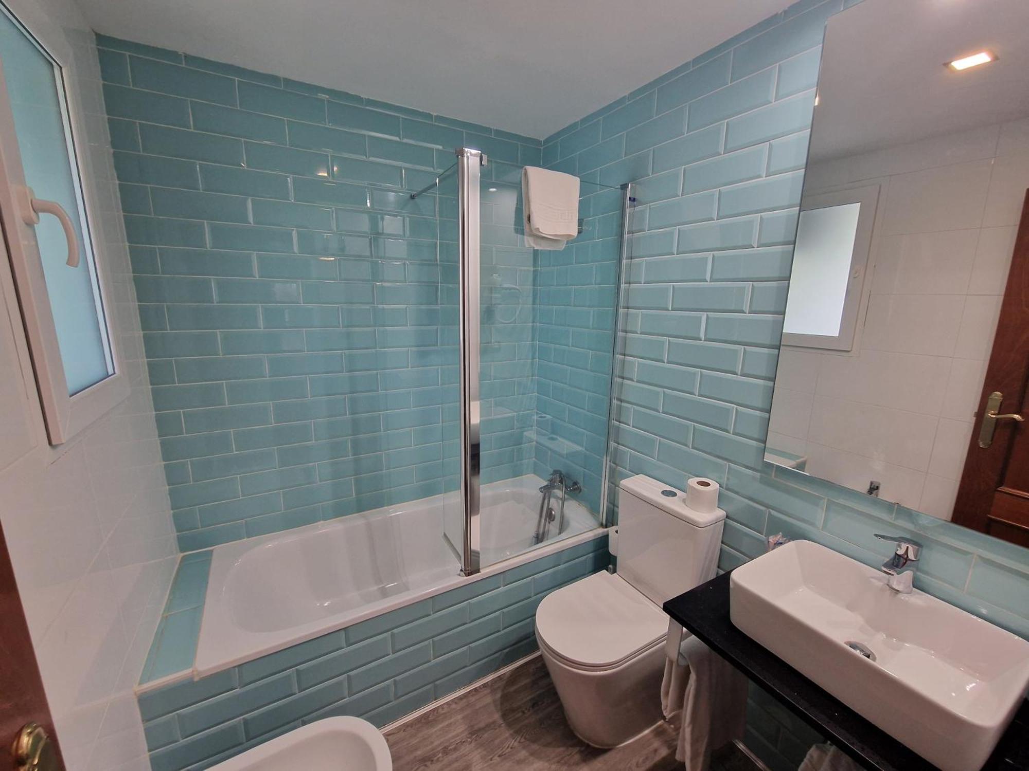 Hotel La Duquesa Pinos Genil Ngoại thất bức ảnh